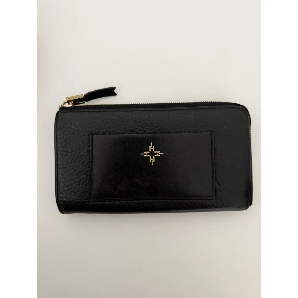 India Hicks The Reserve Classic Wallet Black Pebbled Leather Zip Around
